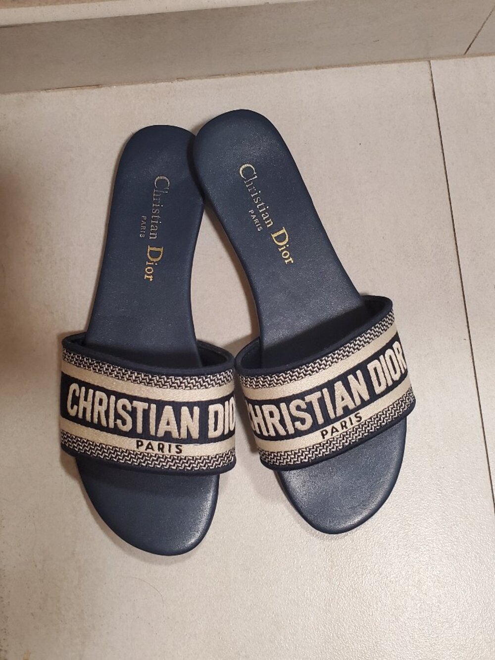 Christian Dior flat sandals size 40 Dway Slide